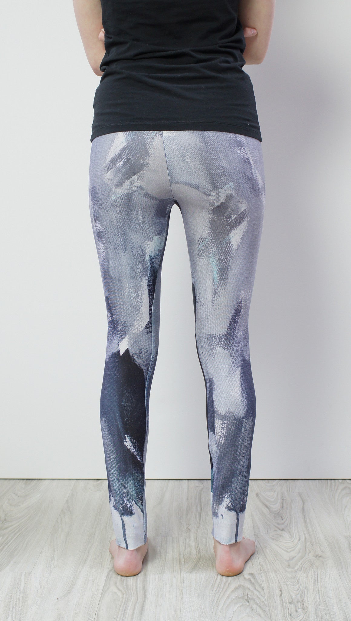 six ways to wear the remnant printed leggings - MEGAN AUMAN