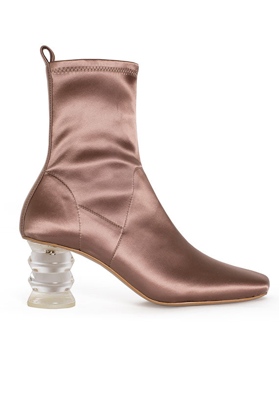 dusty pink chelsea boots