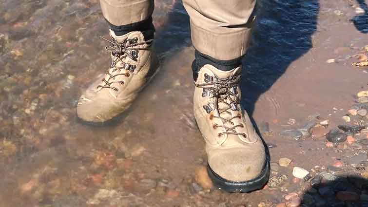 Stocking foot boot with waders