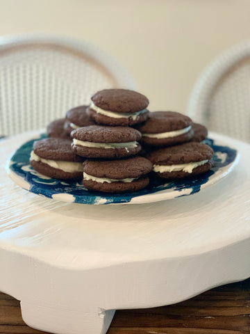 homemade oreo dupe cookie sandwiches