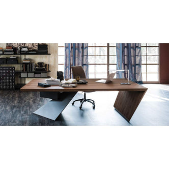 Unique executive italian desk Athos by IVM: the modern attorney desk