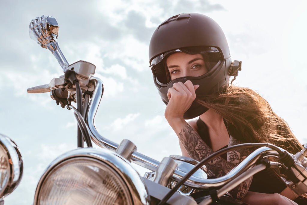 Best Hot Weather Motorcycle Helmet: Recommendations & Review – Moto1