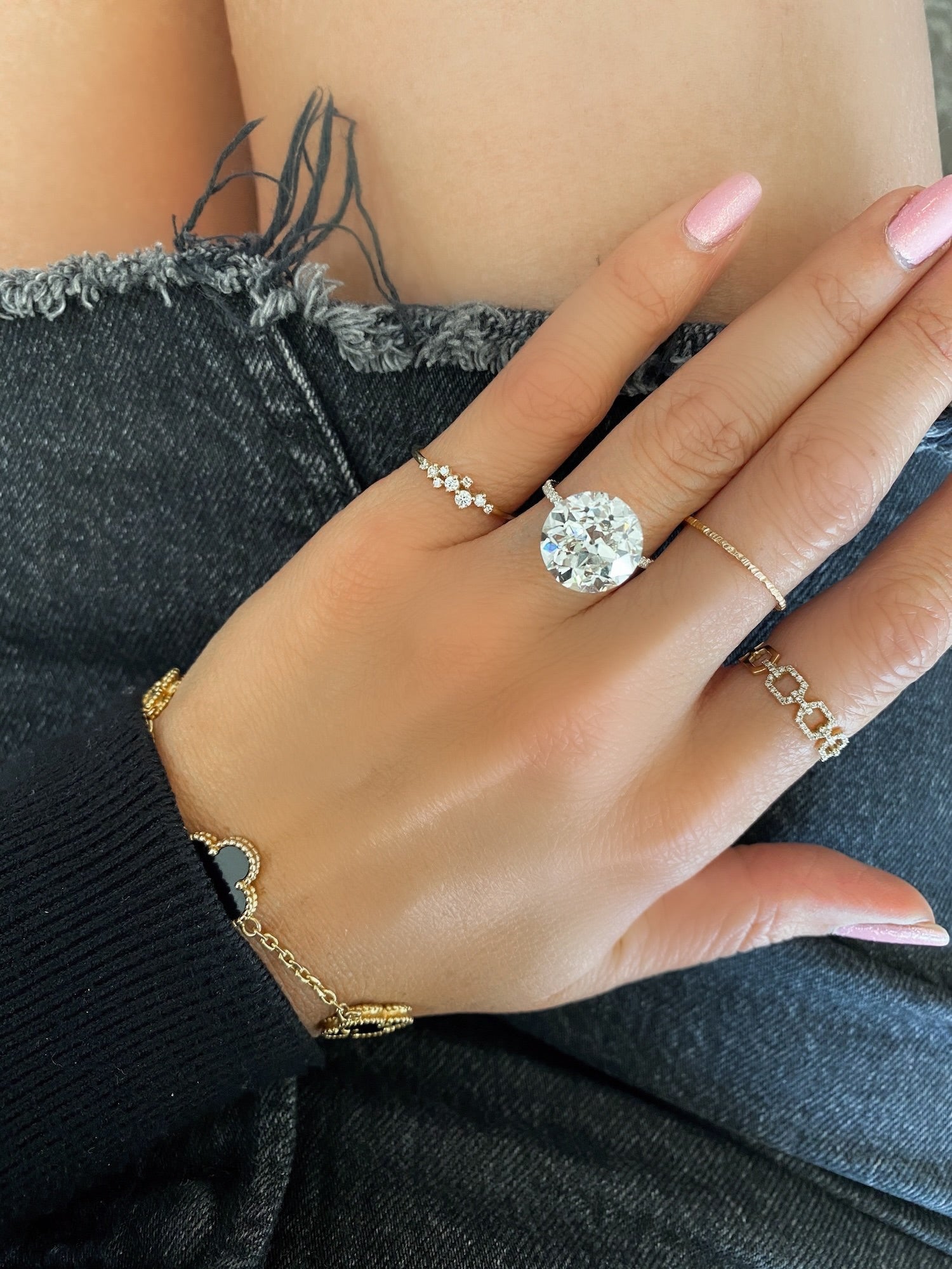 31 Stunning Oval Engagement Rings Perfect for Your Finger
