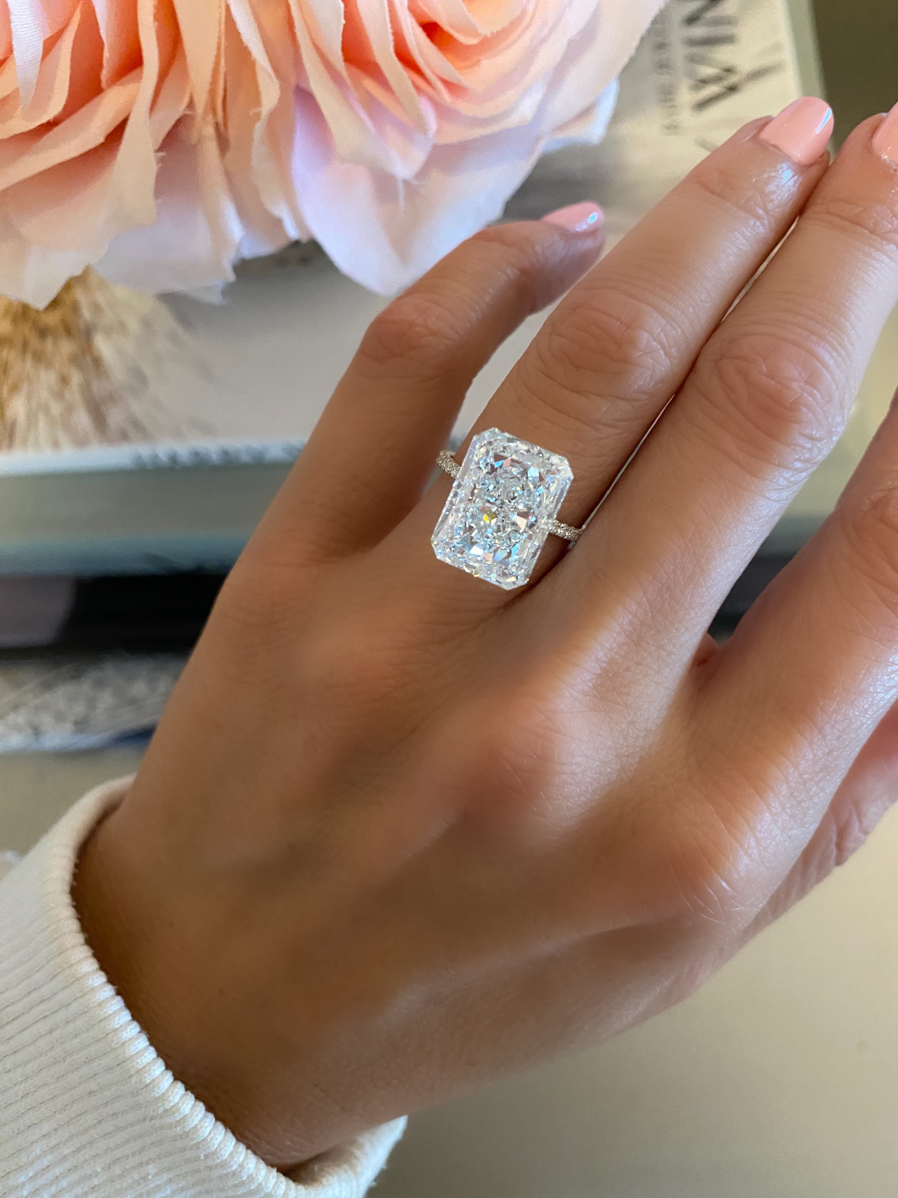 Neil Lane Diamond Engagement Ring 2-5/8 ct tw Princess/Round 14K White Gold  | Kay Outlet