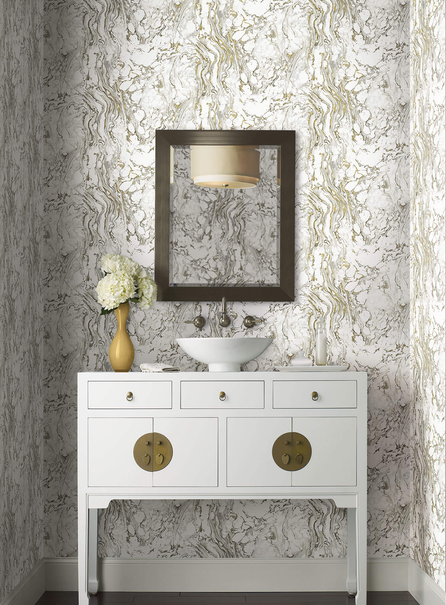 Polished White Polypropylene Vintage Floral Wallpaper For Home