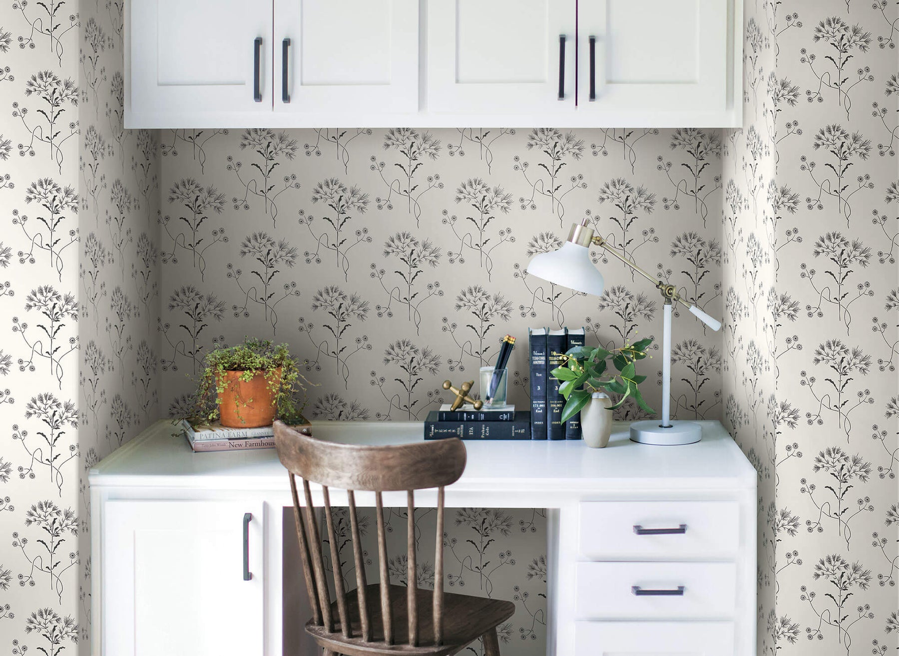 Magnolia Home Wildflower Peel and Stick Wallpaper - Black & White – US