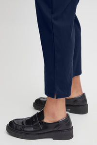 The Luna Curve Pant in Navy