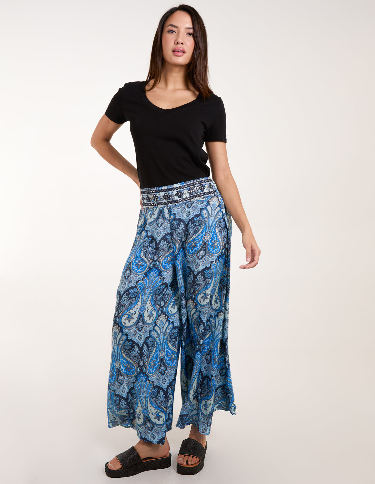 Embellished Waist Wide Leg Trouser 