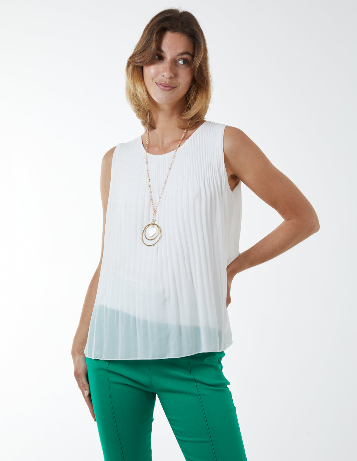 Sleeveless Pleat Top 