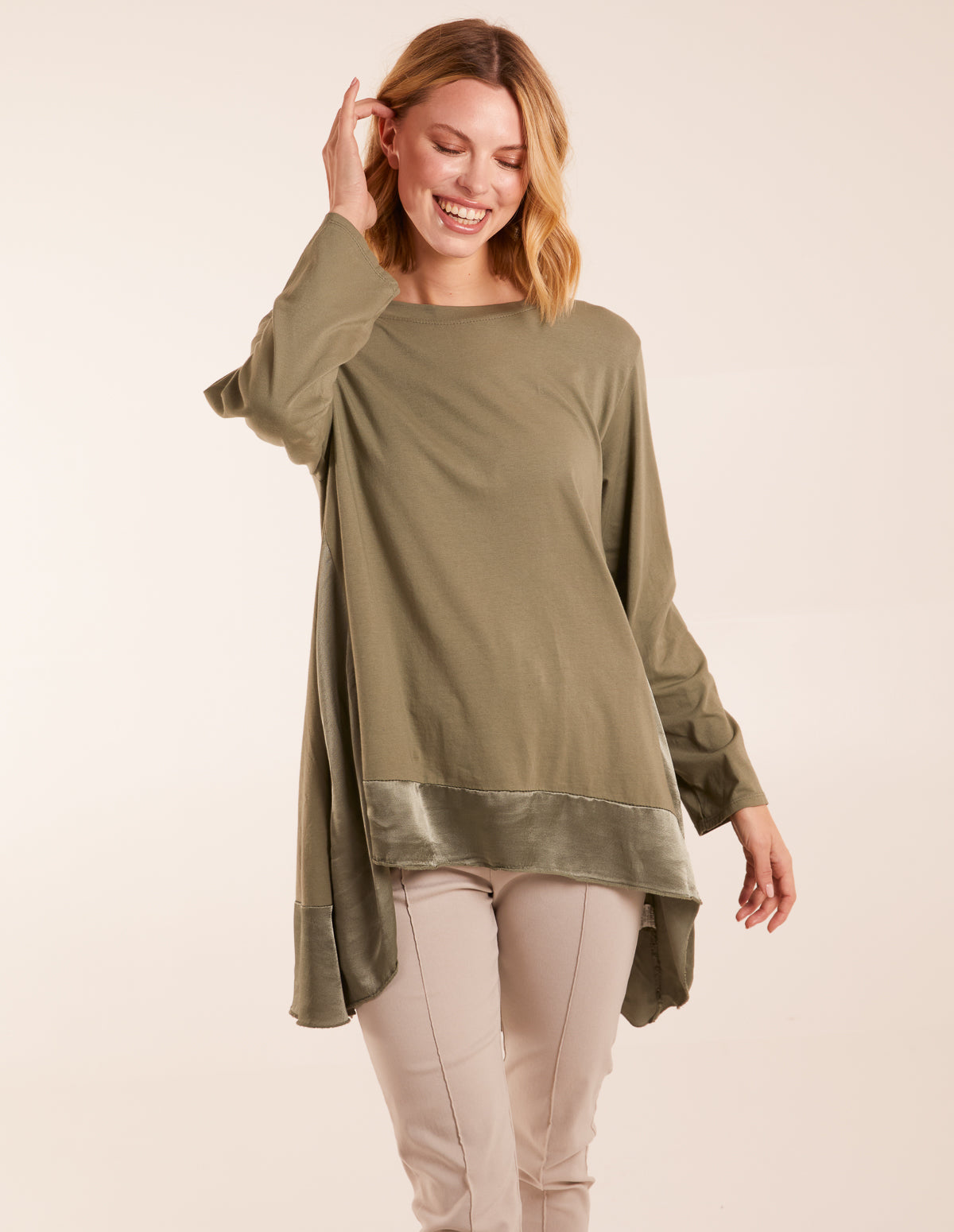 Sweatshirt With Sateen Tunic Insert 