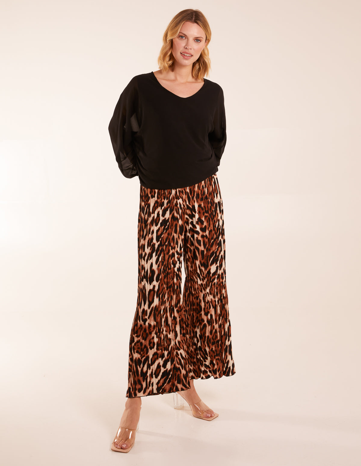 Abstract Cheetah Pleated Trousers 