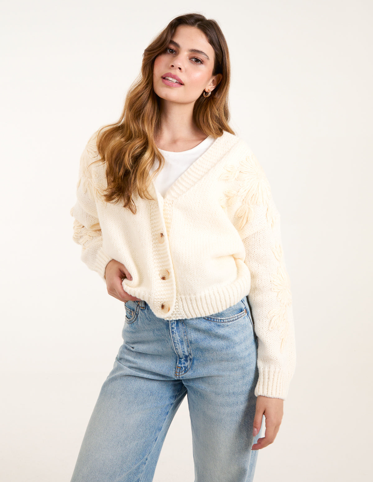 Flower Embroidery Knit Cardigan 