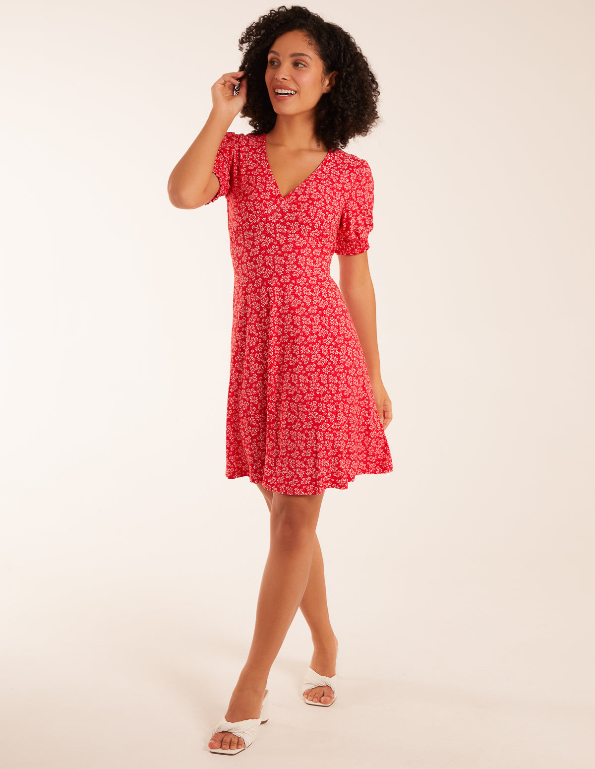 Shirring Cuff Sleeve Tea Dress - 10 / RED