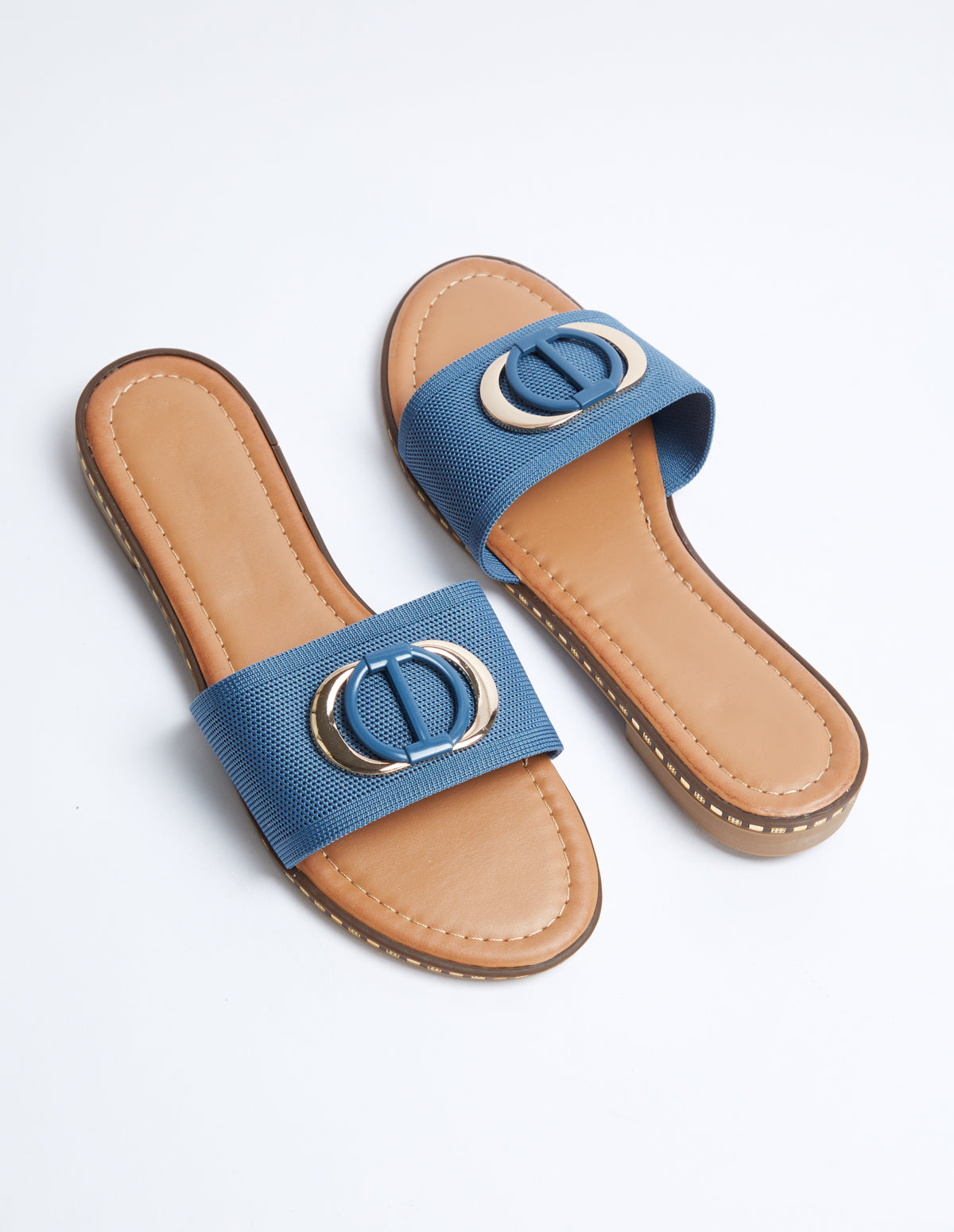 Metal Detailed Sandals - Jun