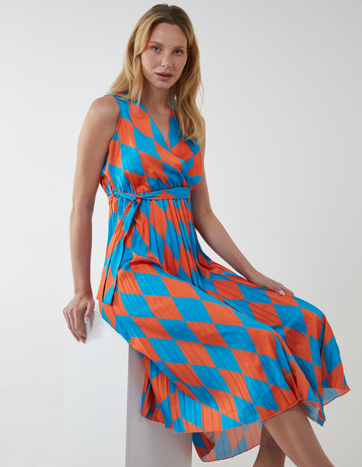 YOLANDA - Diamond Print Sleeveless Dress 