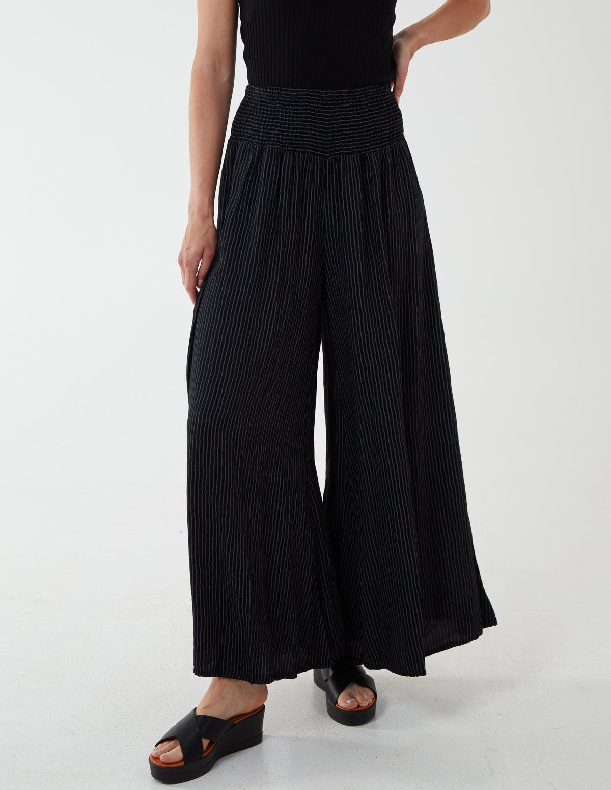 KYLA - Stripe Wide Leg Trouser With Elasticated Waist - S/M / BLACK