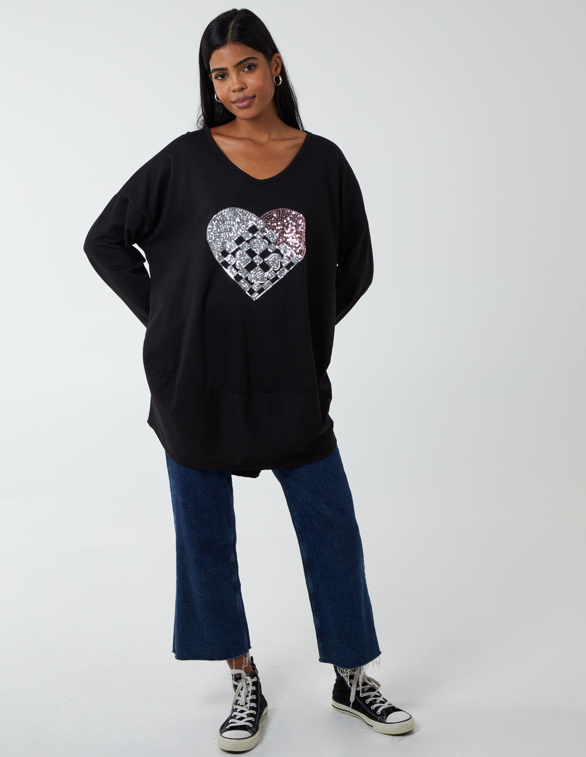 Applique Graphic Heart Sweatshirt 