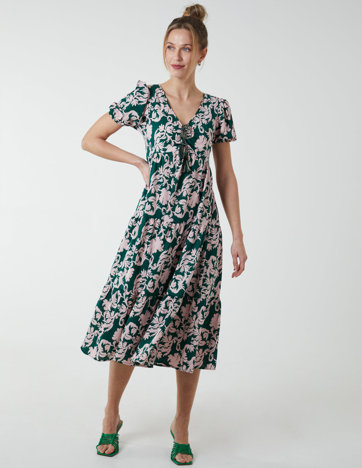 V Neck Trapeze Dress With Chanelled Bust - 16 / GREEN PATTERN