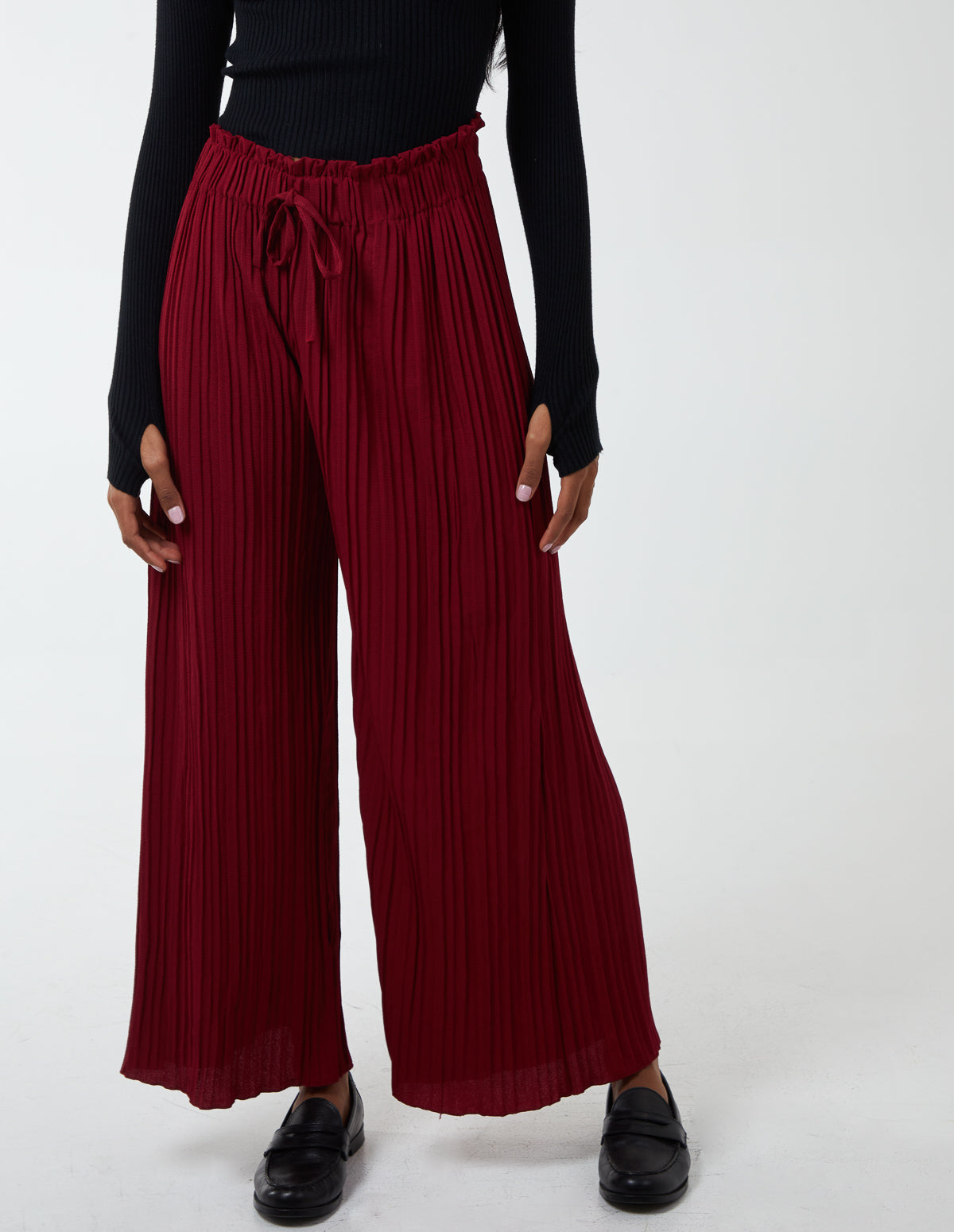 Wide Leg Pleated Trousers 