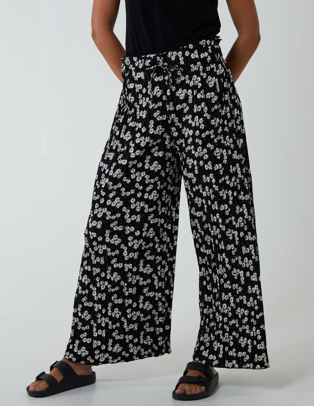 Daisy Wide Leg Trousers 