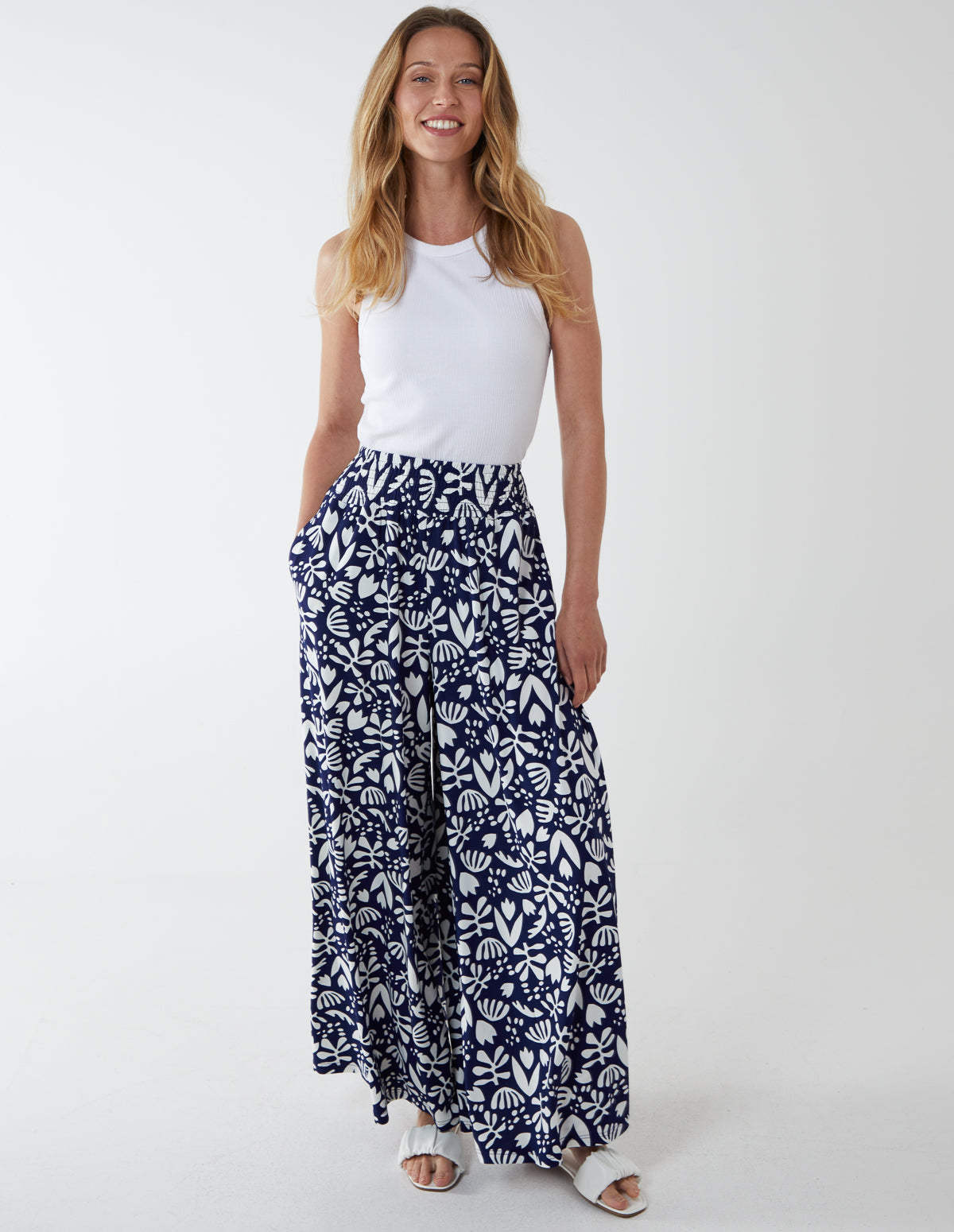 Abstract Print Shirring Waist Wide Leg Trouser 