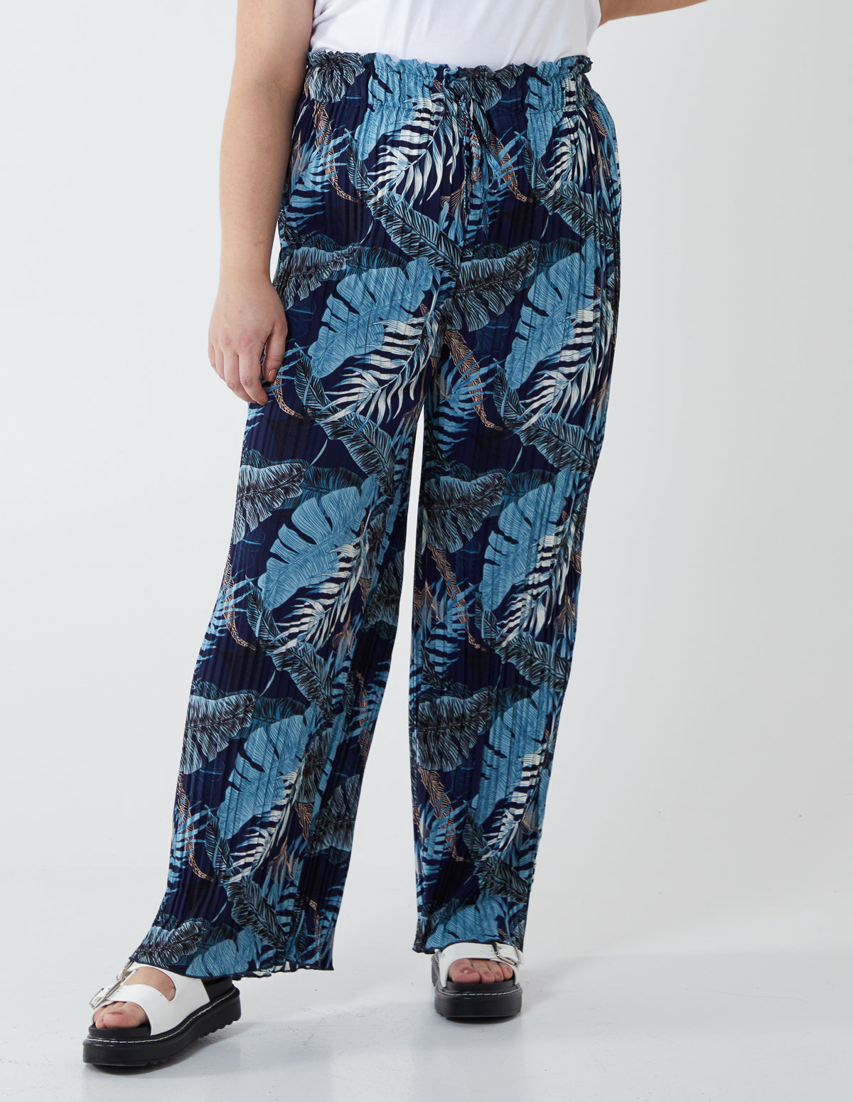 AVA - Floral Print Plisse Culottes 