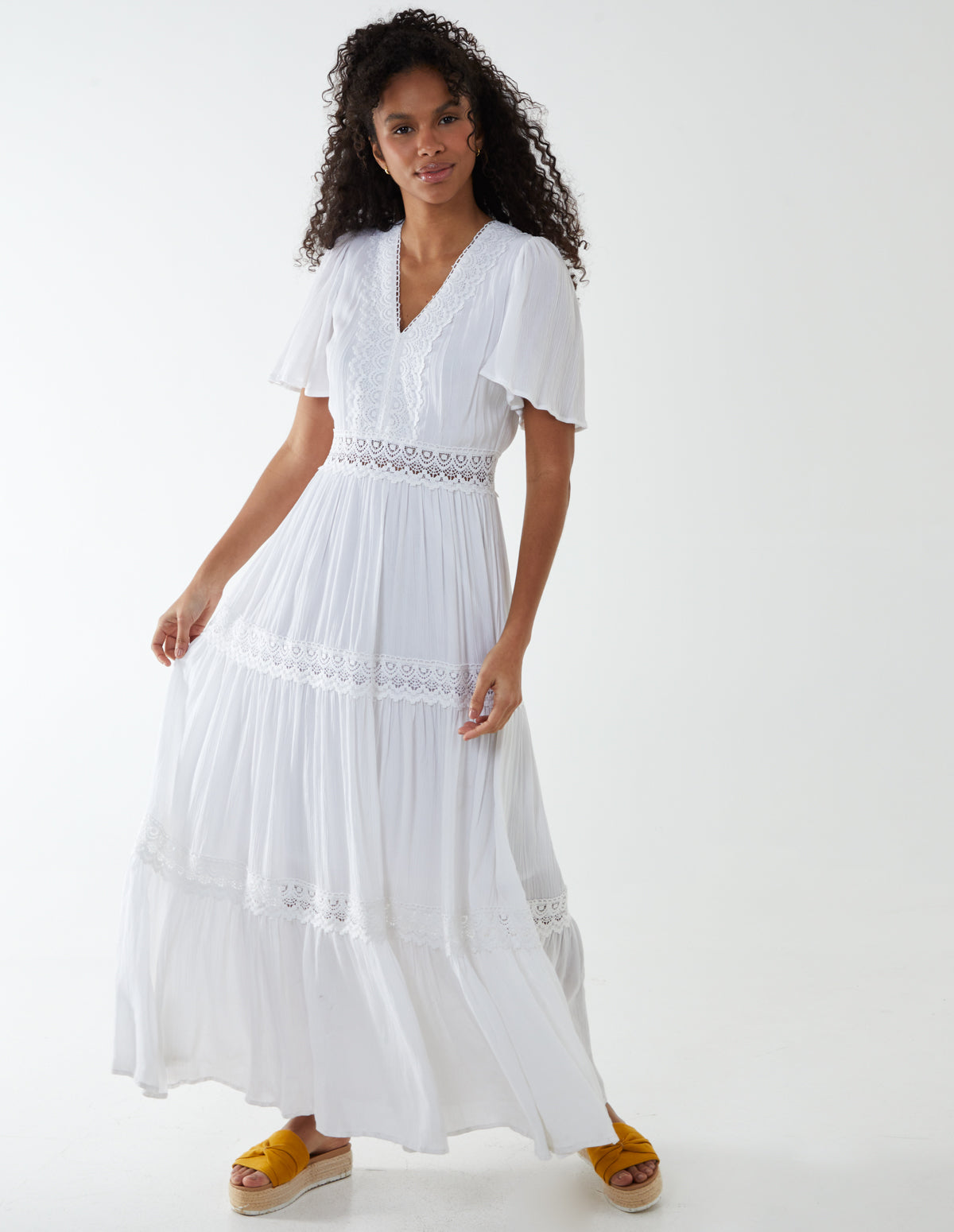 Angel Sleeve Tiered Maxi Dress 