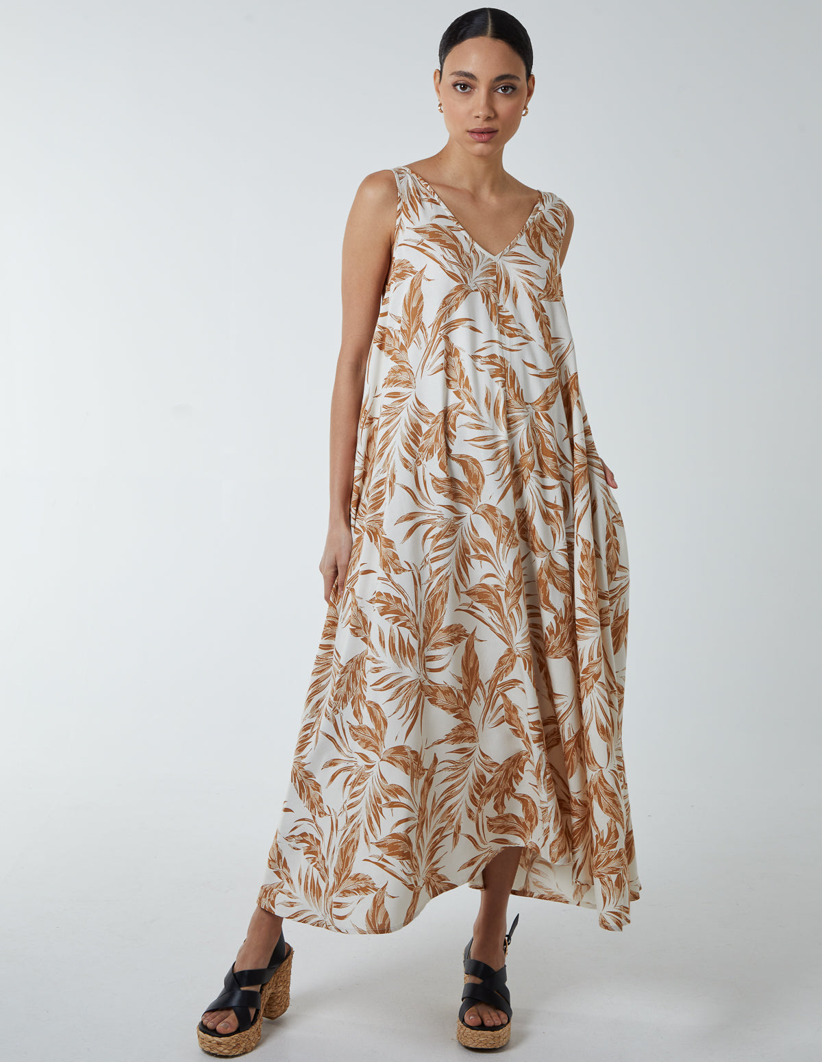 Trapeze Maxi Dress - M / OATMEAL