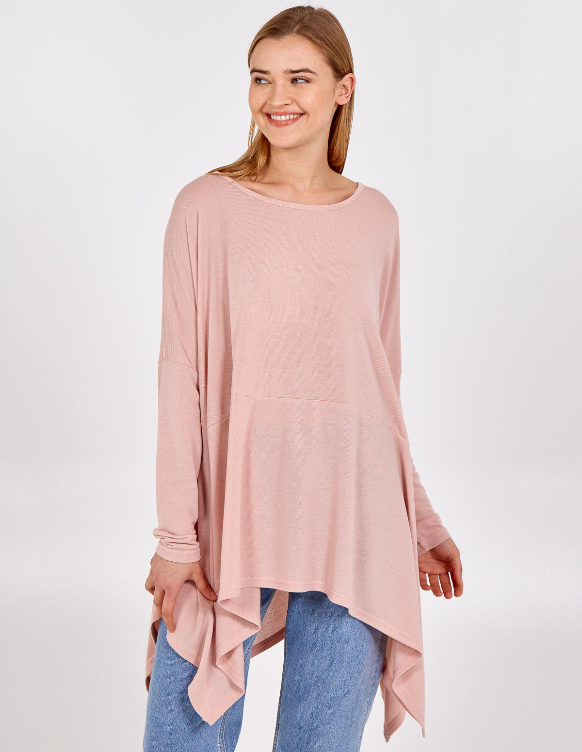 JULIA - Oversized Hanky Hem Top 