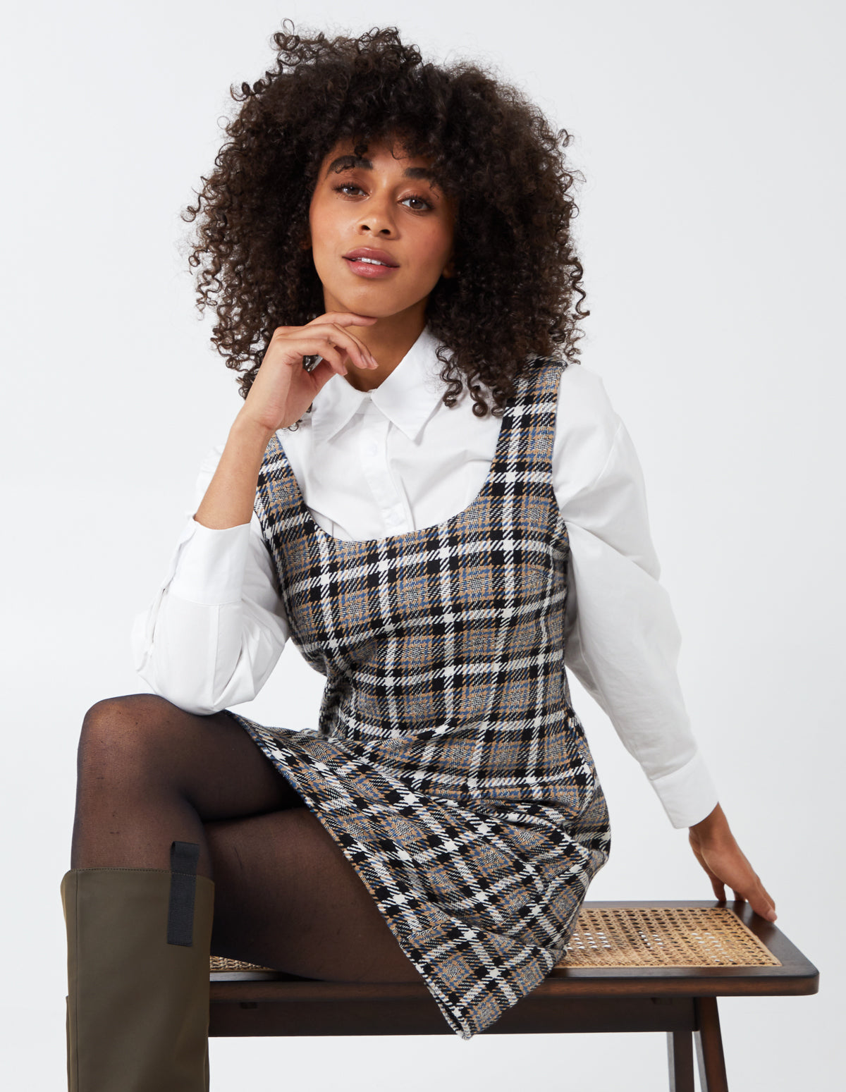 LIZZIE - Scoop Neck Check Tartan Pinafore Dress - 8 / BLACK