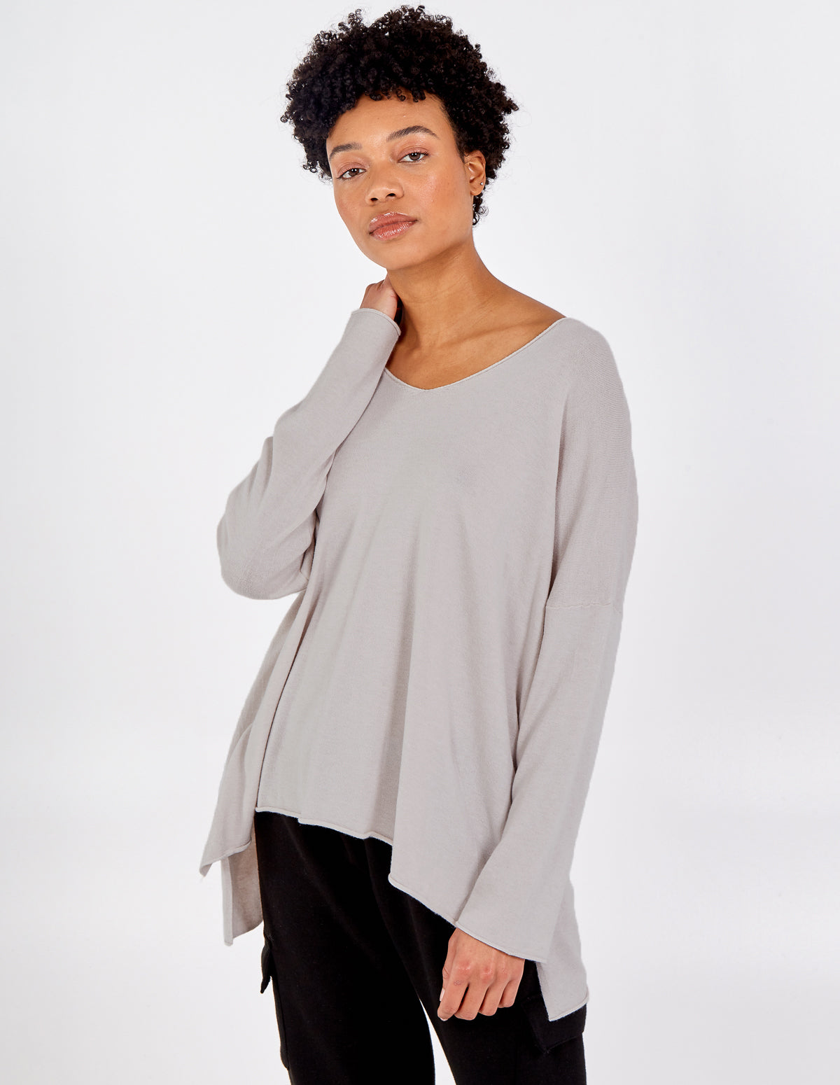 ROZA - V Neck Hi Low Oversized Top 