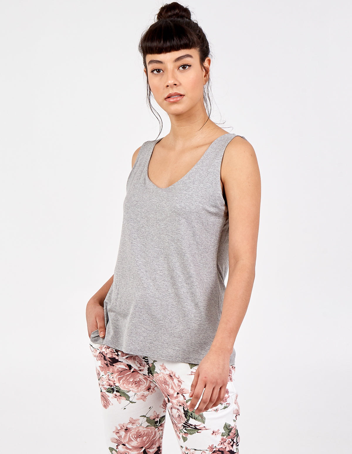 ZAIRA - Scoop Neck Vest 