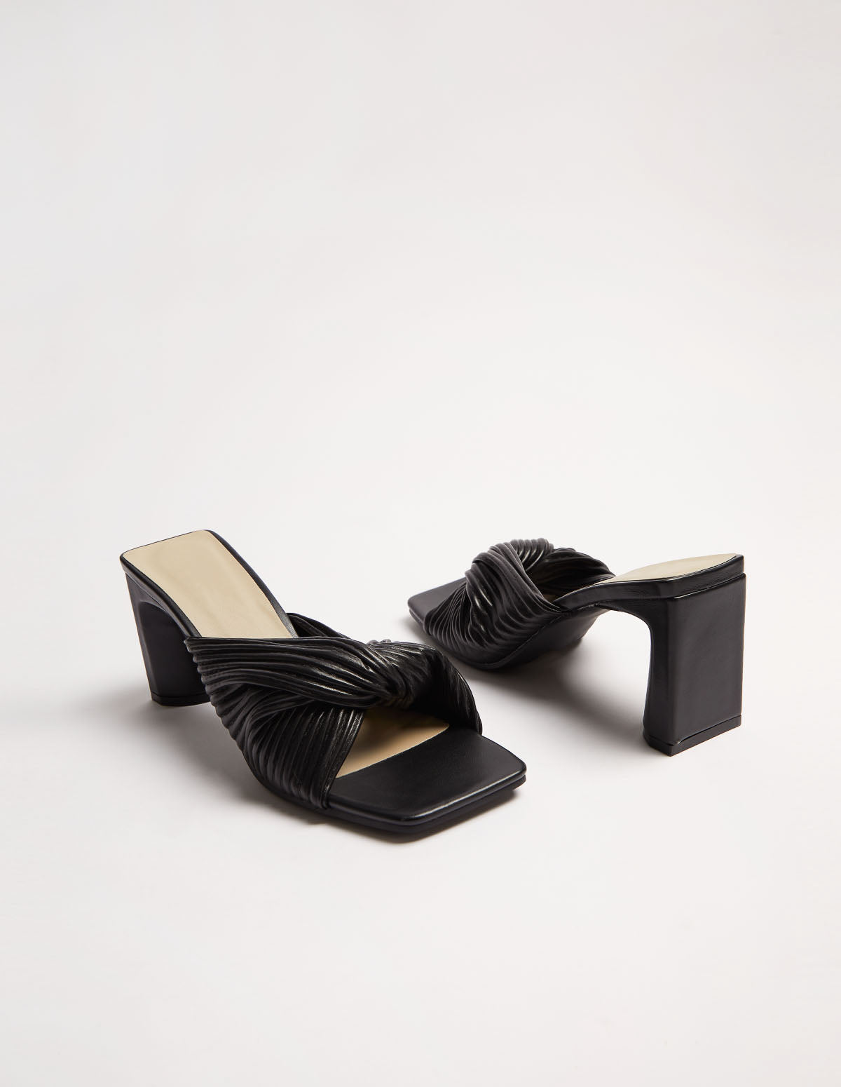 Twist Strap Mules With Square Toe - Mar