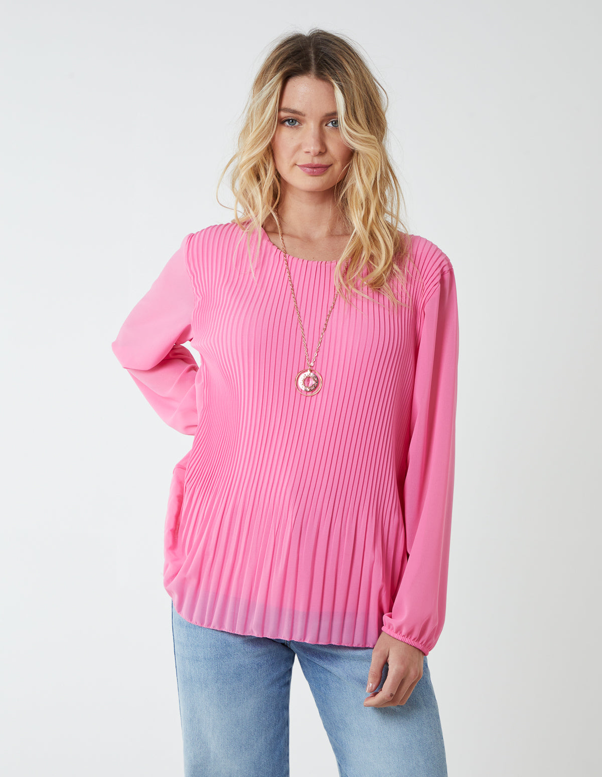 Necklace Pleated Chiffon Top 