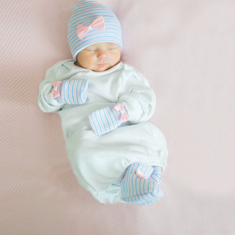 newborn baby mittens and booties