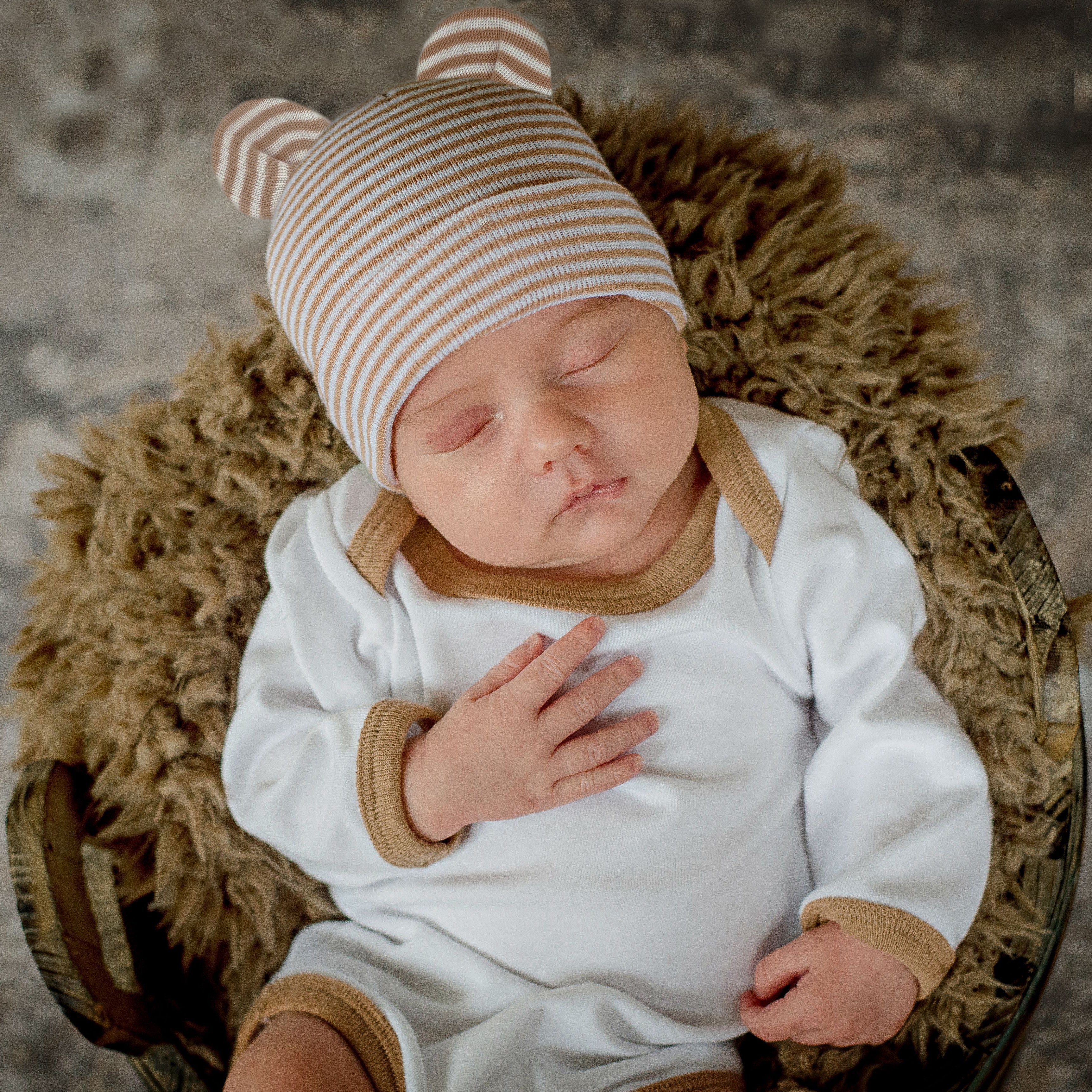 newborn baby boys in hospital