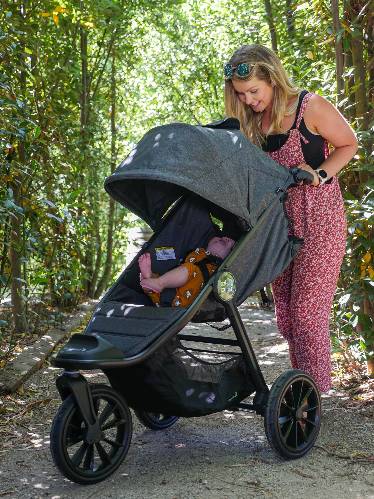skotsk retort som resultat Comparing strollers for jogging (Elite) & running (Summit) – Baby Jogger NZ