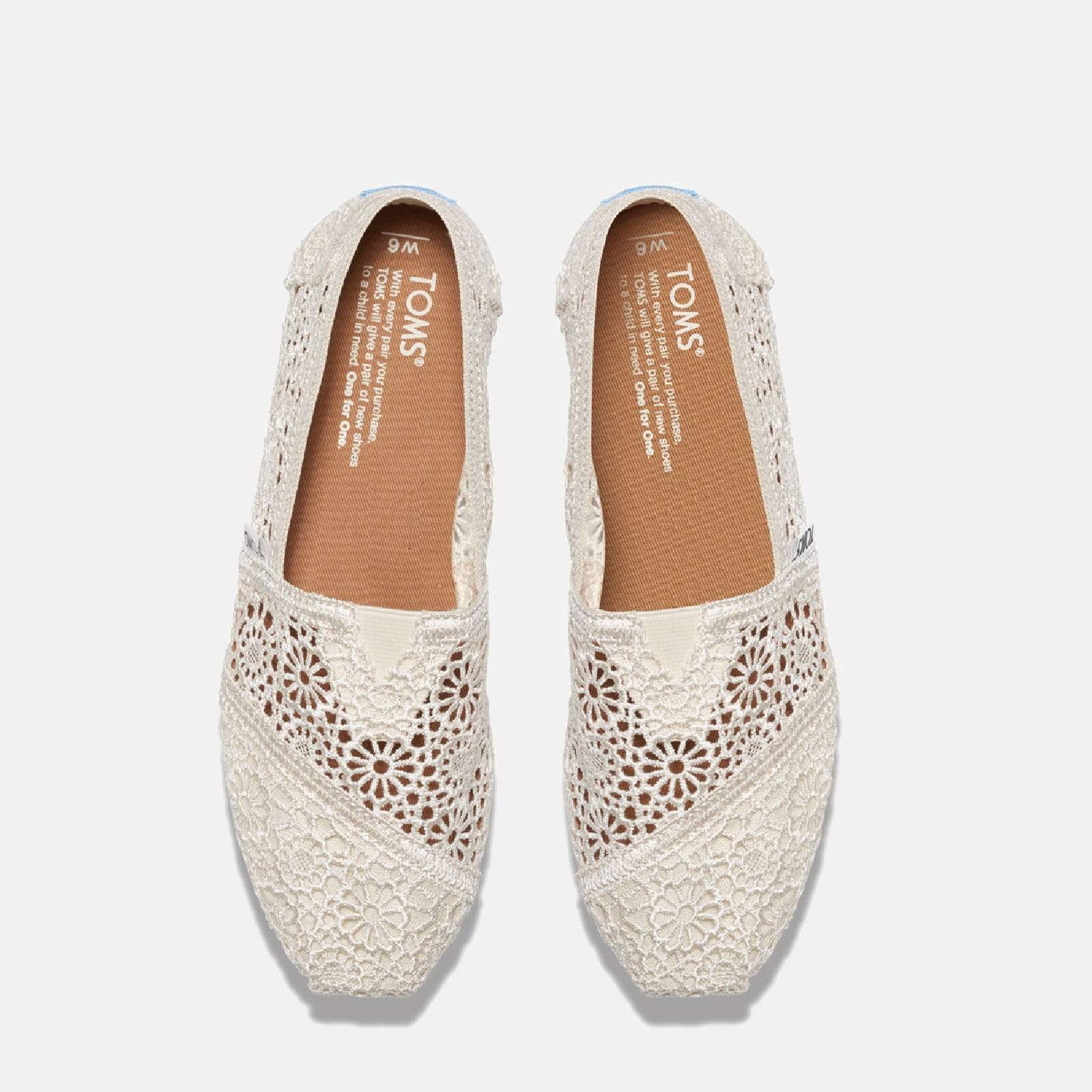 tan crochet toms