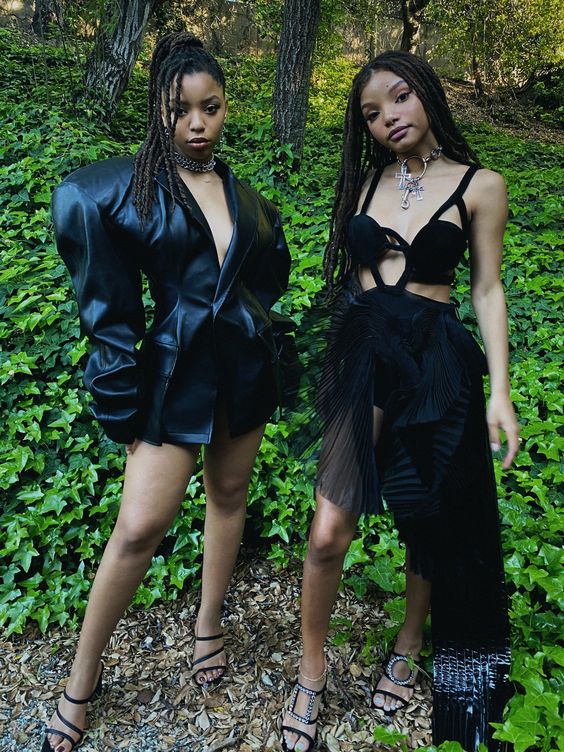 Chloe And Halle