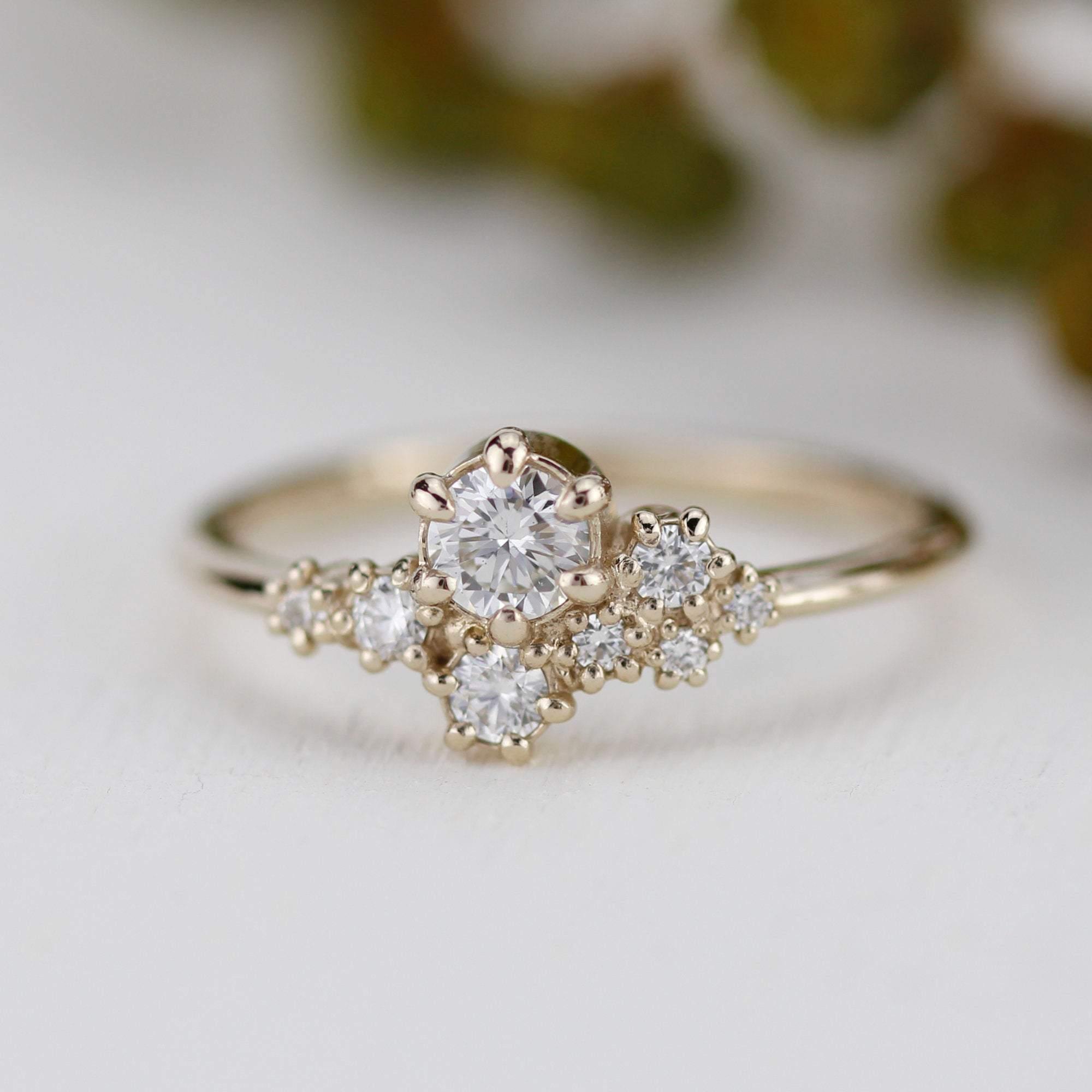 Round Cluster engagement ring | R320W – NOOI JEWELRY