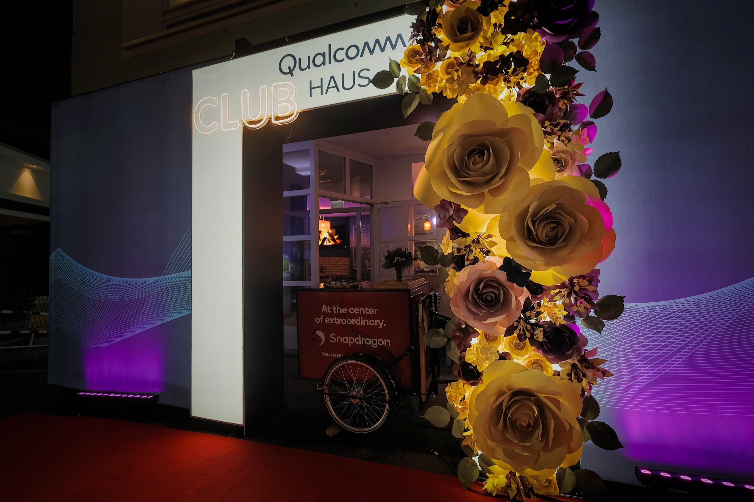 Stunning paper rose centerpiece in the main room of Qualcomm House during World Economic Forum in Davos 2022