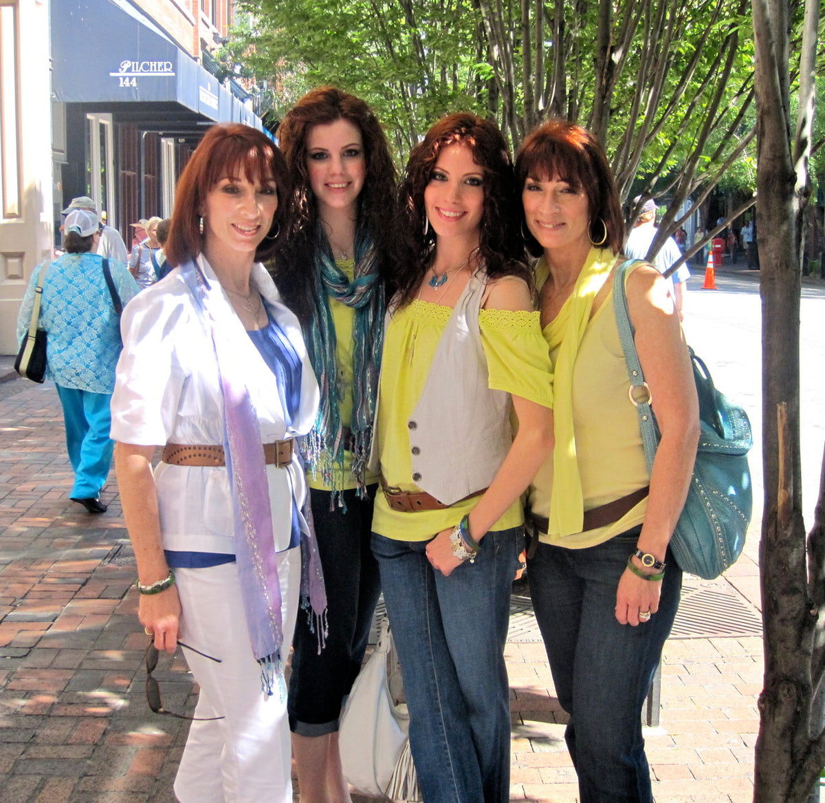 CMA Fan Fest in Downtown Nashville mj2twins