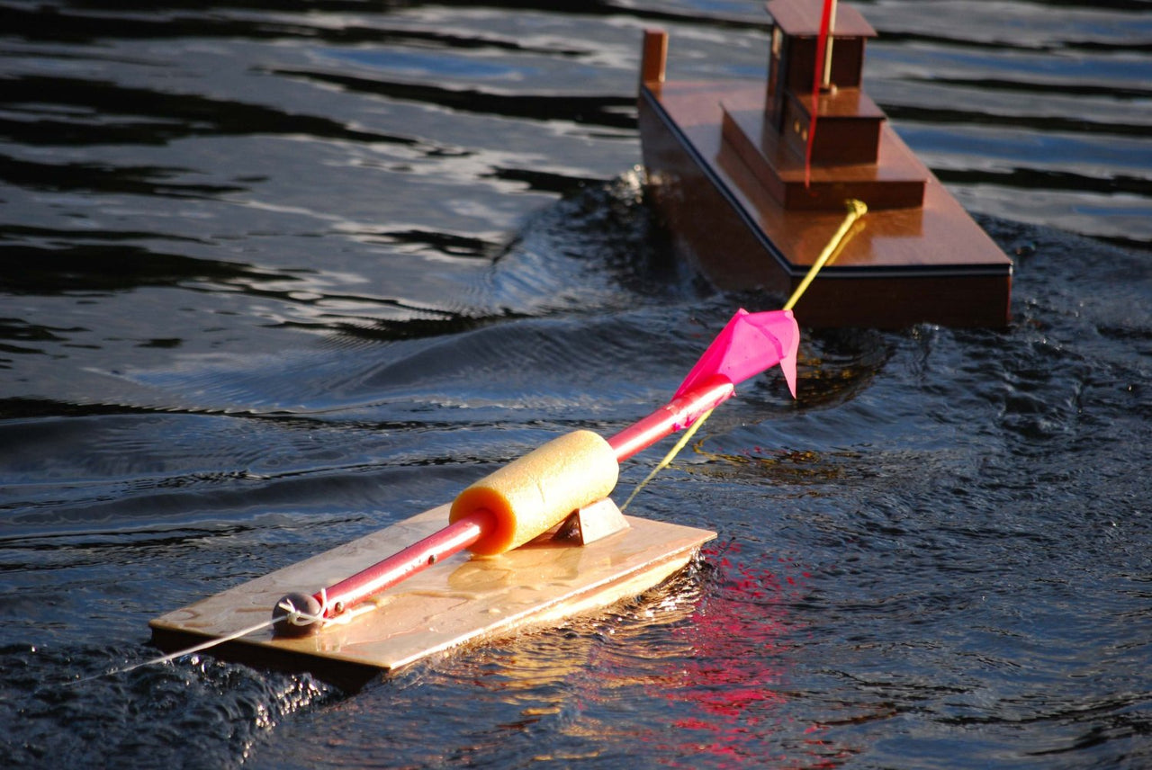 rc tugboat with barge