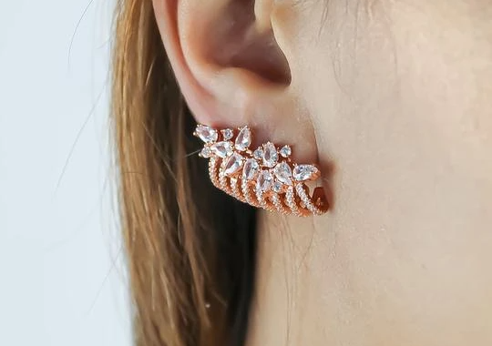 Rose gold plated earrings with white zircons
