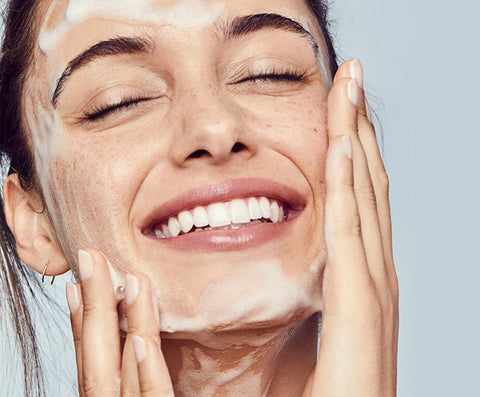 Top 10 benefits of Facial Cleansers