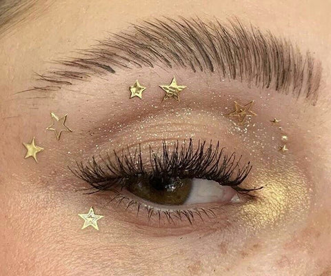 Fairy aesthetic, fairy makeup, gold eyeshadow looks, spring makeup looks