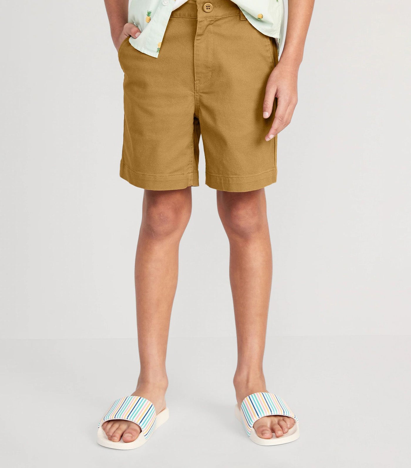 Old Navy Kids Built-In Flex Straight Twill Shorts for Boys (At Knee) - Grey  Oyster