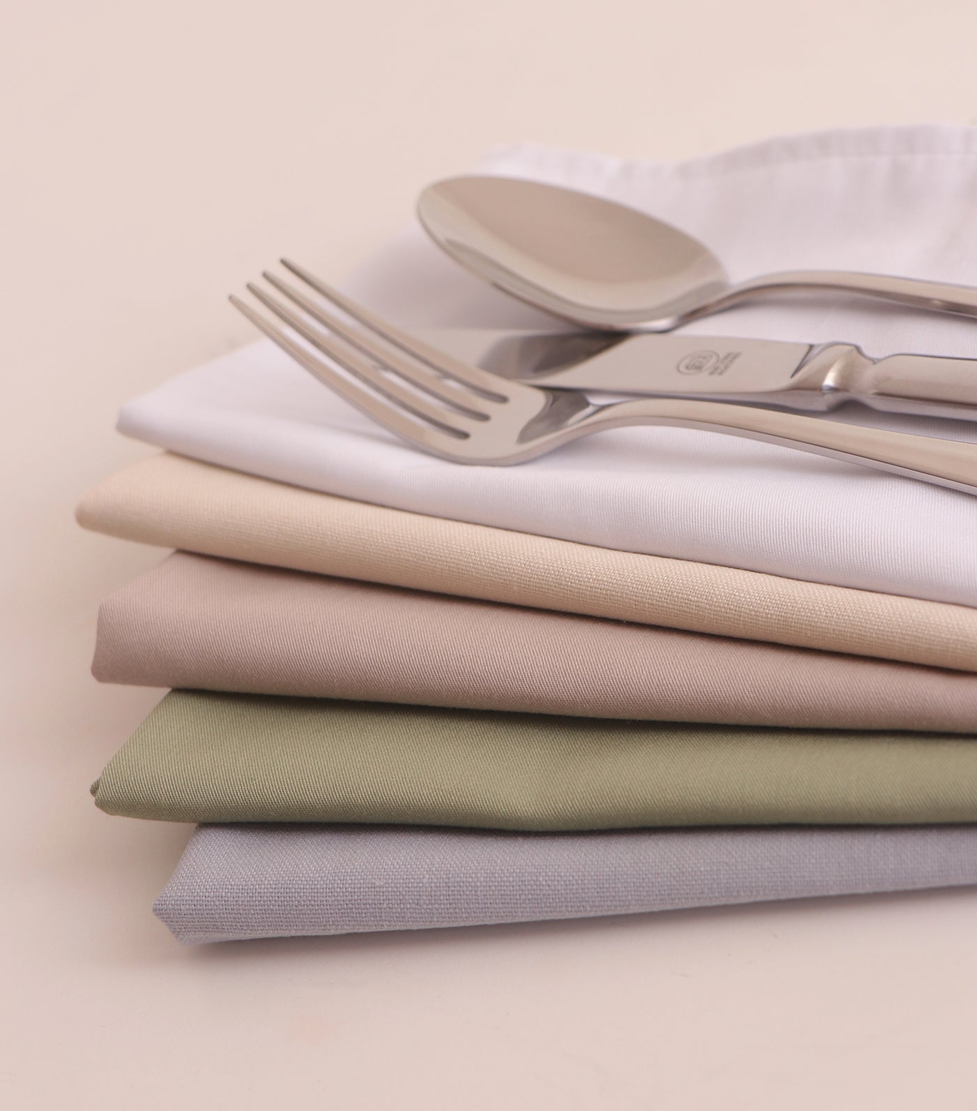 Simple Linen Napkins - Set of 4 – Design Within Reach