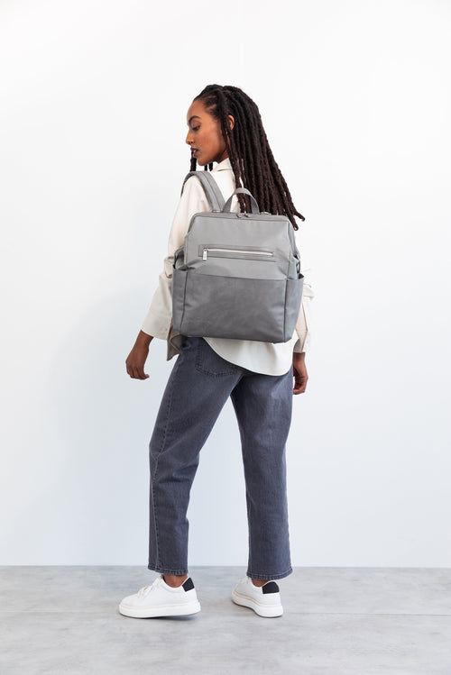 Baby Diaper Bag Backpack & Diaper Bookbag | Béis