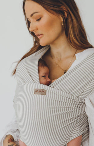 mamas-best-settling-technique-wear-your-baby